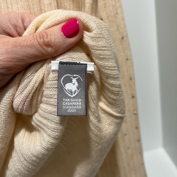 J crew Featherweight cashmere turtleneck sweater rhinestones buttercream XL - Picture 11 of 11